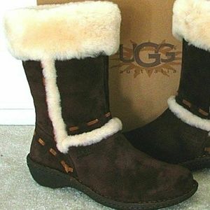 New in Box NWT UGG Australia ELIJO Espresso Suede Cuff Boots
